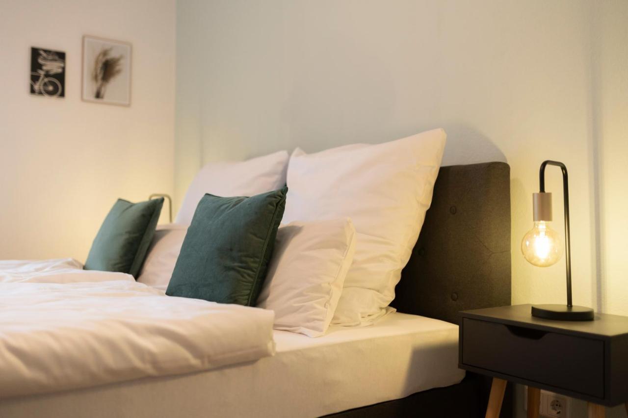 Peter Apartments - Premium Wohnung I 95Qm I 3 Schlafzimmer I Grosses Bad I Kueche I Wohnzimmer I Tv Fulda Exteriör bild