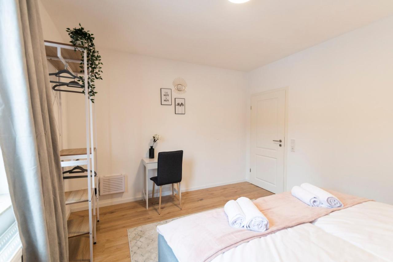 Peter Apartments - Premium Wohnung I 95Qm I 3 Schlafzimmer I Grosses Bad I Kueche I Wohnzimmer I Tv Fulda Exteriör bild