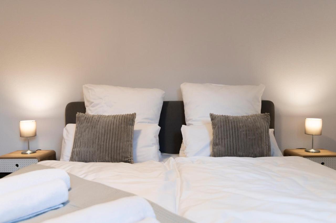 Peter Apartments - Premium Wohnung I 95Qm I 3 Schlafzimmer I Grosses Bad I Kueche I Wohnzimmer I Tv Fulda Exteriör bild