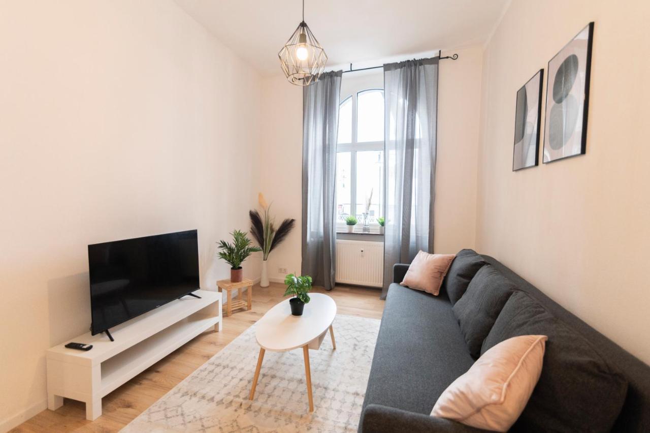 Peter Apartments - Premium Wohnung I 95Qm I 3 Schlafzimmer I Grosses Bad I Kueche I Wohnzimmer I Tv Fulda Exteriör bild